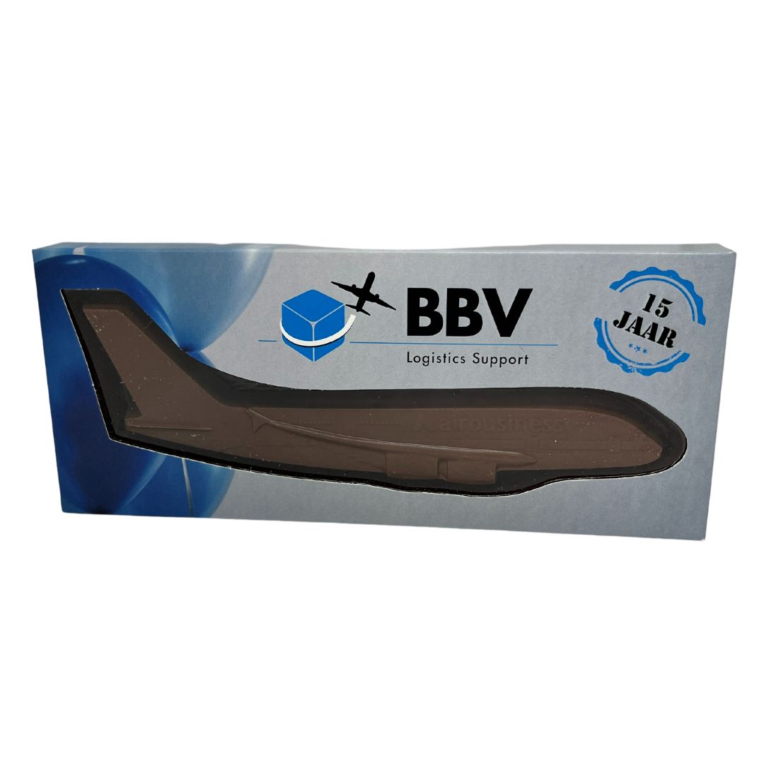 ✈️ Vliegensvlug geleverd: chocolade vliegtuig voor 15 jaar BBV Logistics