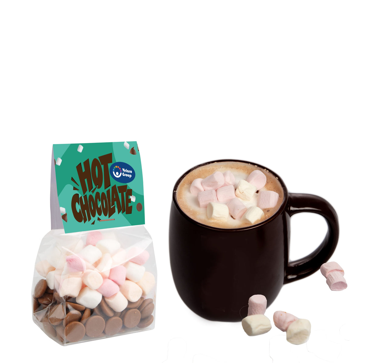 Transparant blokzakje met chocolade druppels en mini marshmallows en een bedrukt kopkaartje