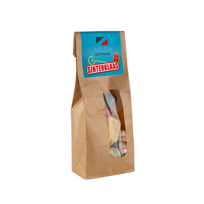 Bruin kraftzakje met venster gevuld met snoep en een full colour sticker: Oud Hollandse mix