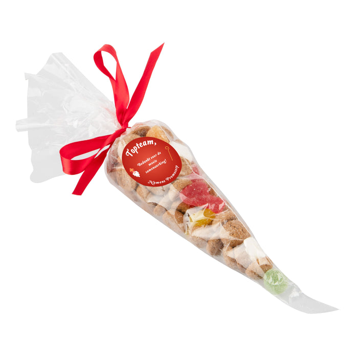 Transparante puntzak gevuld met snoep, met rood lintje en ronde sticker met logo: Strooigoed