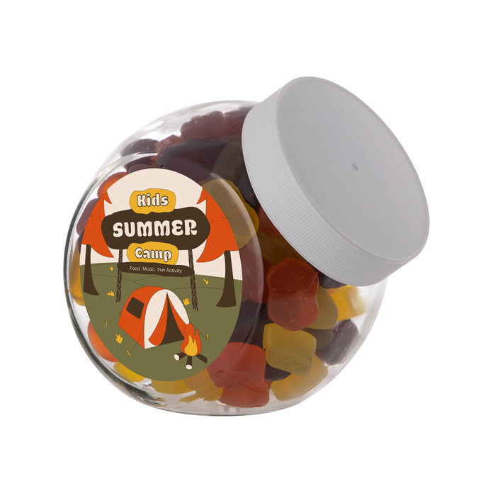 Middelgrote glazen snoeppot van 0,9 liter met wit deksel, gevuld met snoep en met logosticker op de voorkant: Winegums / Wit