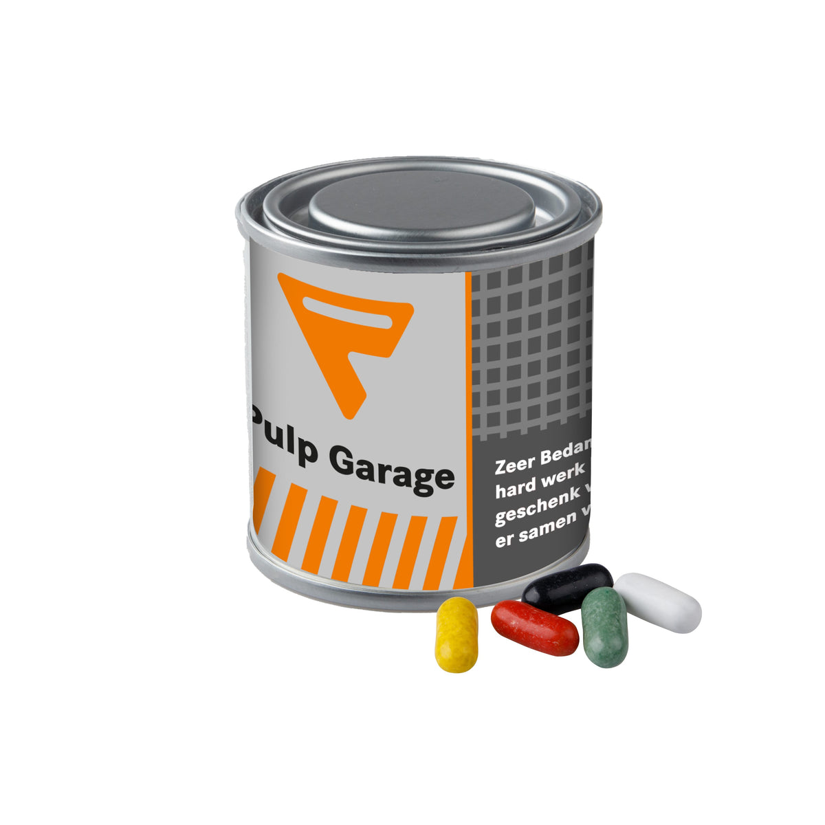 Klein zilverkleurig verfblikje, gevuld met snoep en met een full colour wikkel met logo