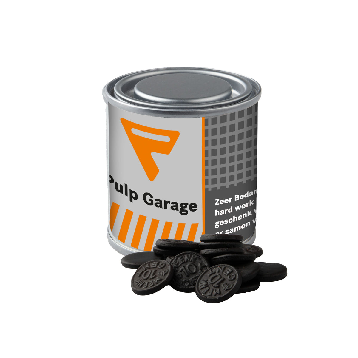 Klein zilverkleurig verfblikje, gevuld met snoep en met een full colour wikkel met logo: Muntdrop