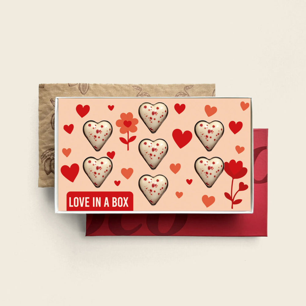 Gevulde chocolade hartjes, uitvoering wit, Love in a box