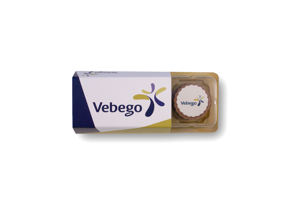 Doosje met 3 logobonbons en een tweederde huls in eigen ontwerp