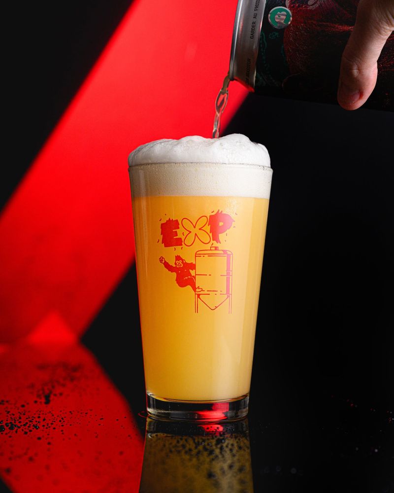 EXP Titan (collab with All My Friends) (4th anniversary Release), fles