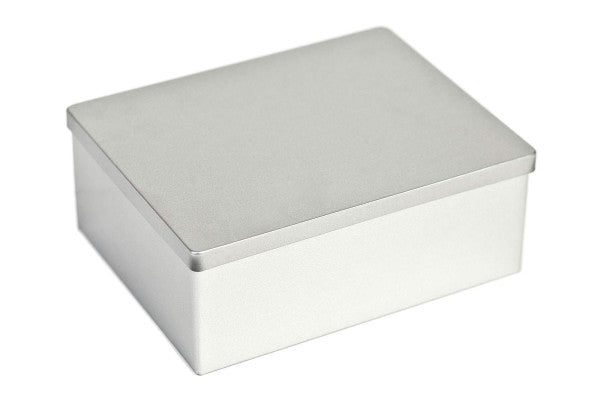 DSE 087 Hinged Tin Box 185x135x70 mm – duurzame metalen verpakking met scharnierdeksel
