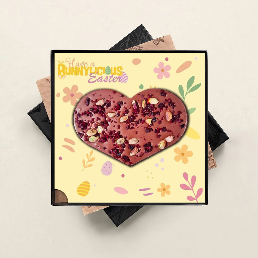 Chocolade hart in geschenkdoos, uitvoering Bunnylicious Easter, notenmix
