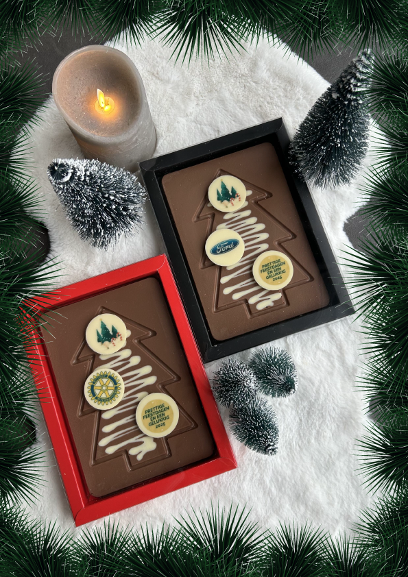 Chocolade kersttablet met kerstboom en logo (200 gram)