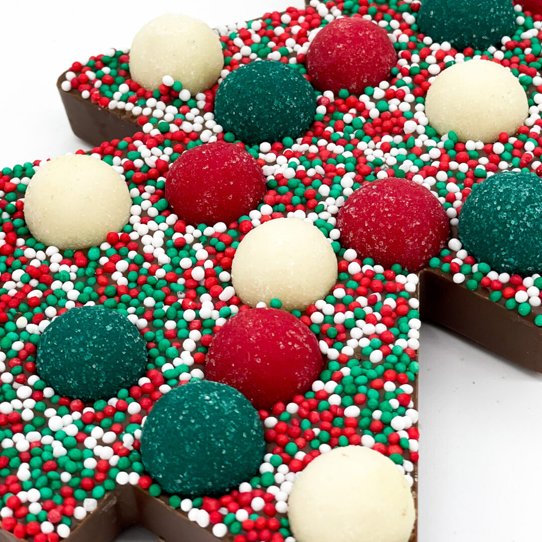 Chocolade kerstboom, uitvoering bont, ander aanzicht