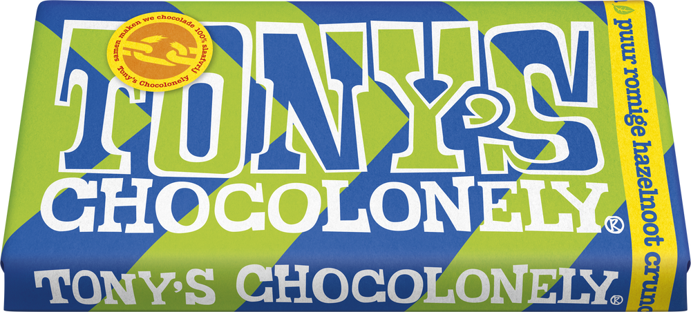 Tony's Chocolonely reep puur romige hazelnoot crunch, schuin van voren