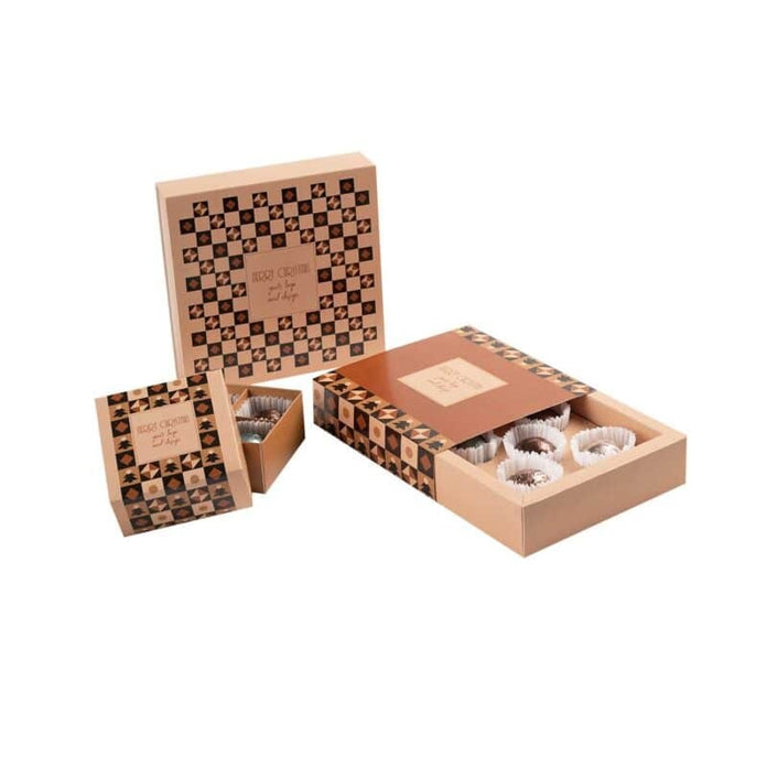 PRALINY SWEET SPHERE BOX seria 8 productafbeelding