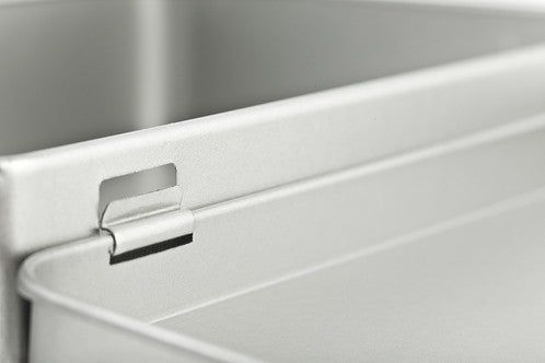 DSE 005 Promotionele Blikdoos 188x122x35 mm – bedrukbare tin box met scharnierdeksel