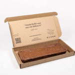 Alt Tag: Brievenbus Brownie – brievenbusgeschenk in brievenbusdoos, pure chocolade brownie met verse roomboter, feestelijk cadeau