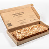 Alt Tag: Brievenbus Speculaascake – brievenbusgeschenk in luxe brievenbusdoos, feestelijk versturen als relatiegeschenk