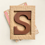 Chocoladeletter S in plasticvrije verpakking (135 gram)