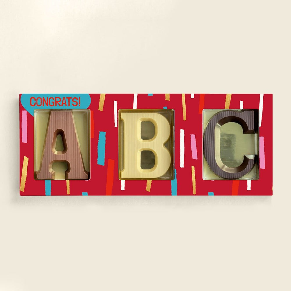 Drie chocoladeletters van 80 gram in een sleeve met Gefeliciteerd