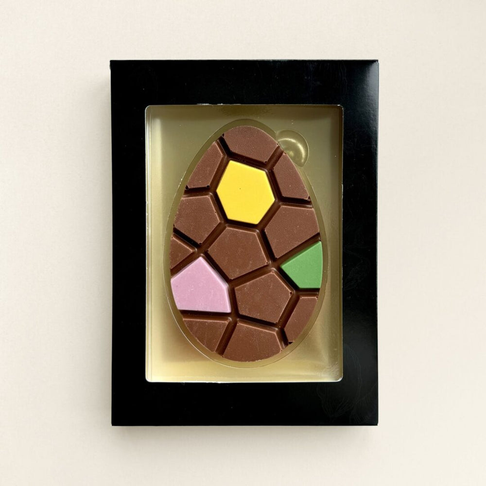 Gekleurde chocolade paaseitjes, uitvoering paasei 90 gram in geschenkdoos