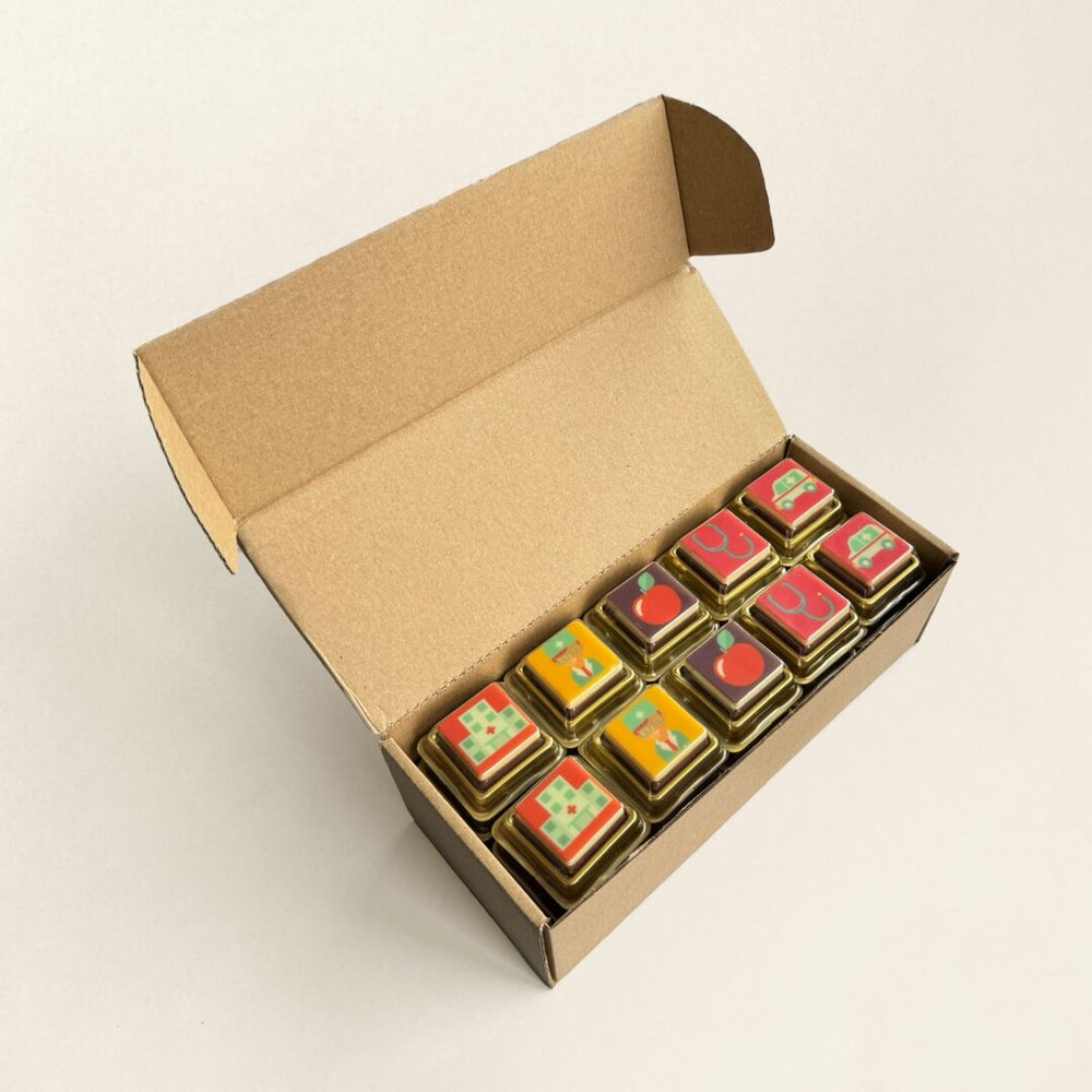 Chocoladeblokje met logo, uitvoering Dag van de Zorg in monotray, 9 gram