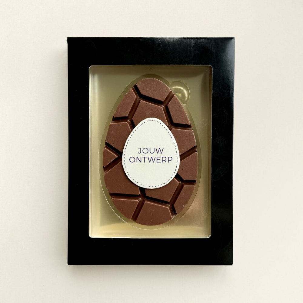 Chocolade paasei met logo, uitvoering melk, geschenkdoos met logo
