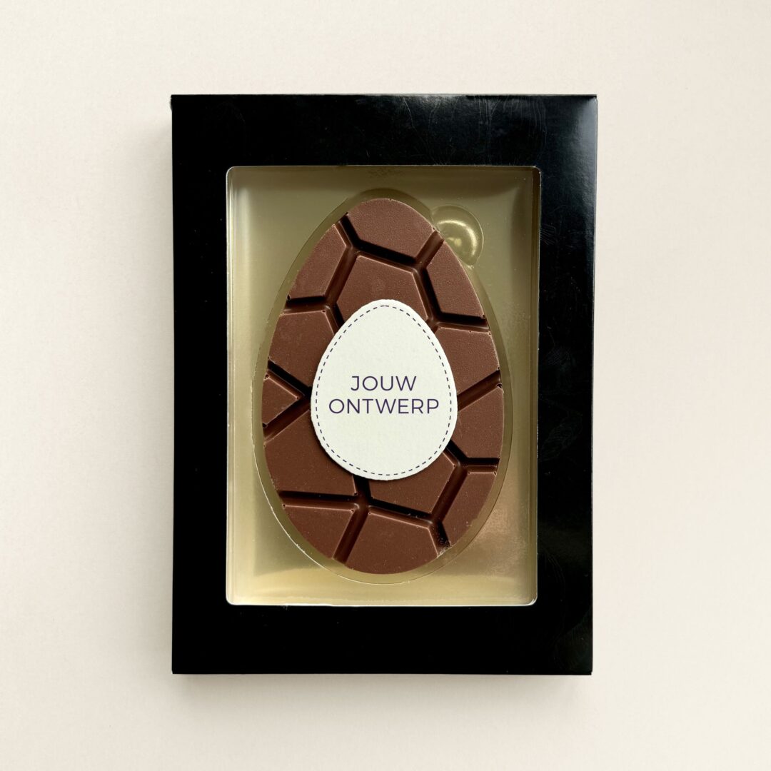 Chocolade paasei met logo, uitvoering melk, geschenkdoos met logo