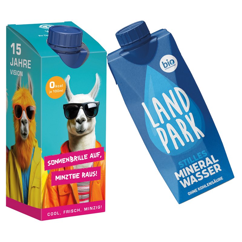 Wit kartonnen drinkpack met Landpark mineraalwater in Tetra Pak en eigen ontwerp