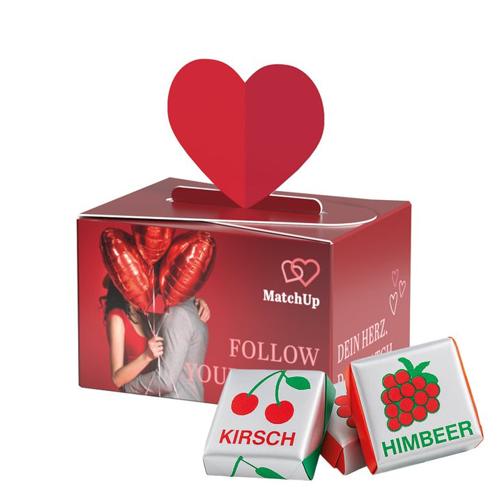 Mini cadeaudoosje met hart, snoep of chocolade en logo