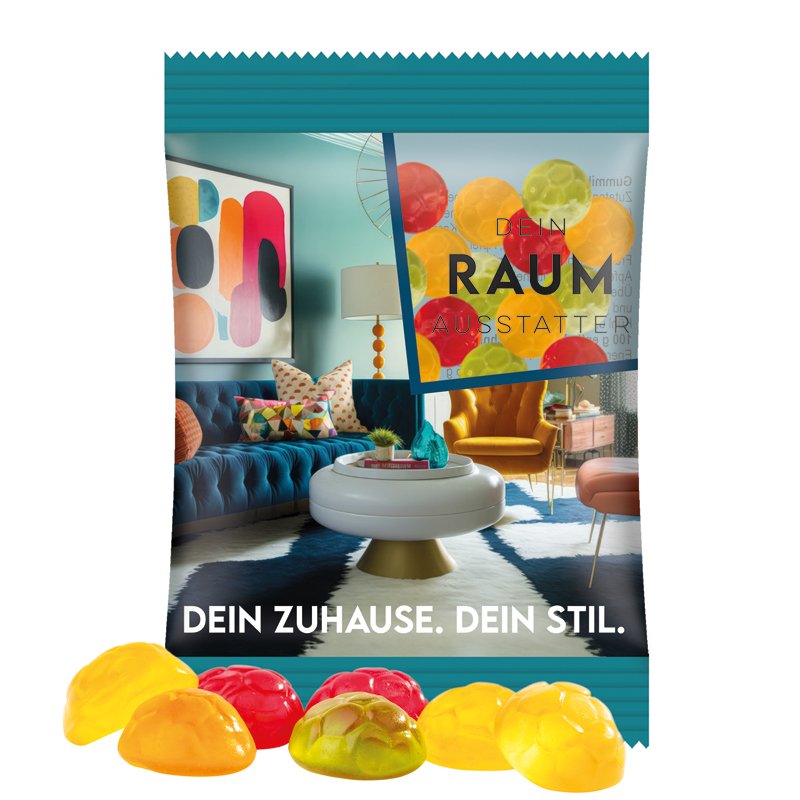 Zakje van transparante folie met Trolli fruitgom in de vorm van een vliegtuigje