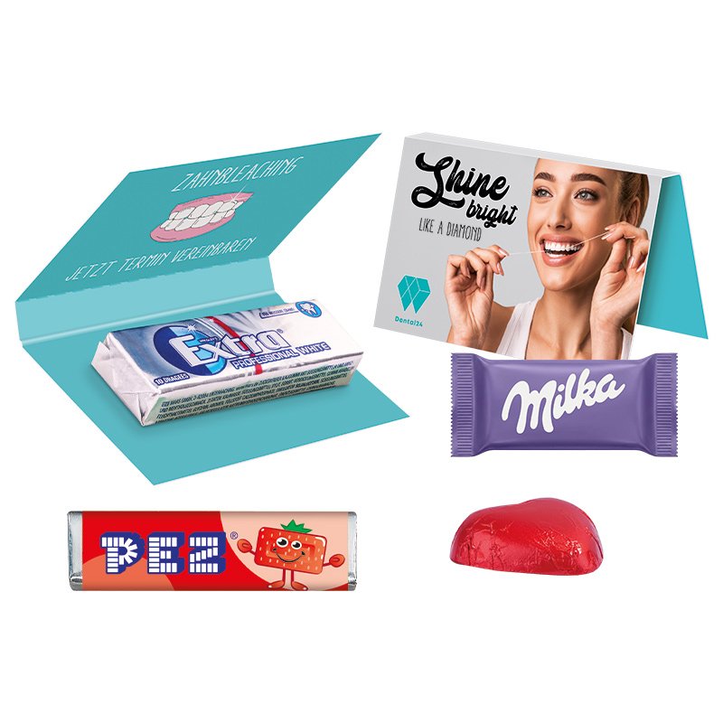 Uitvouwbare reclamekaart met PEZ-snoepstaafje