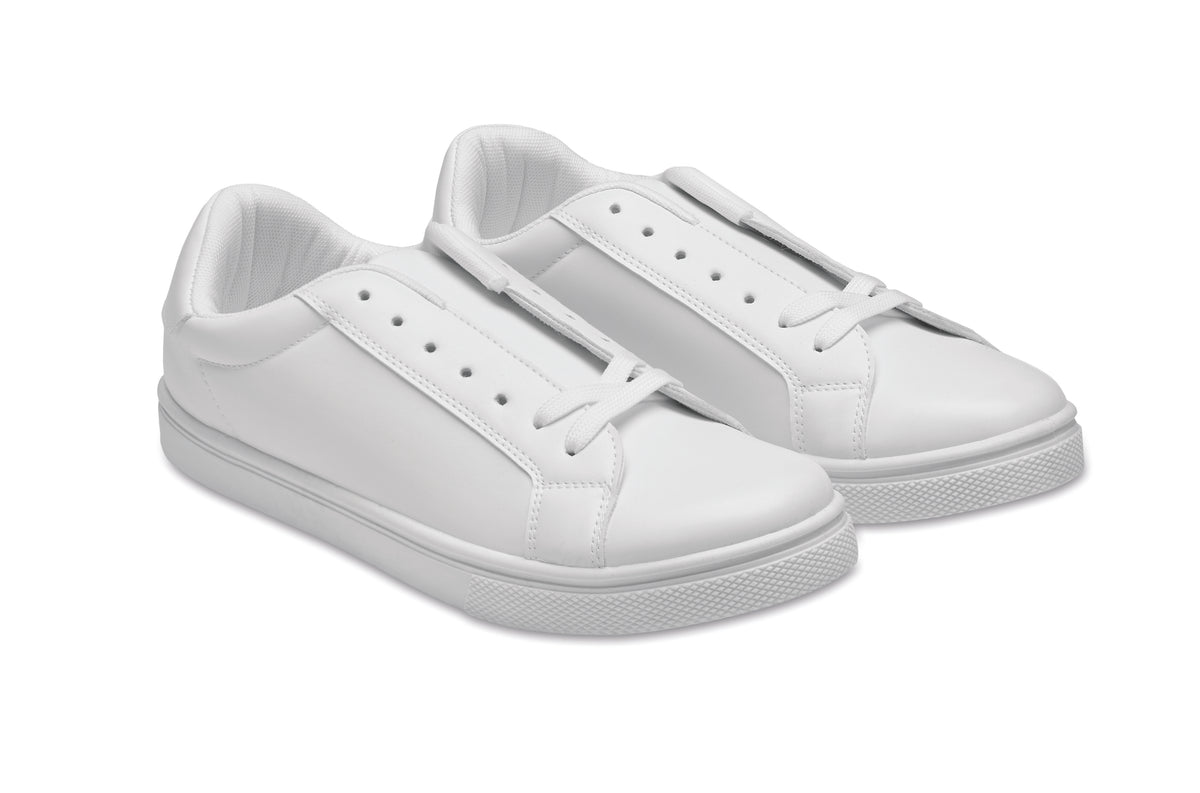 Sneakers in PU maat 47 Blancos in wit