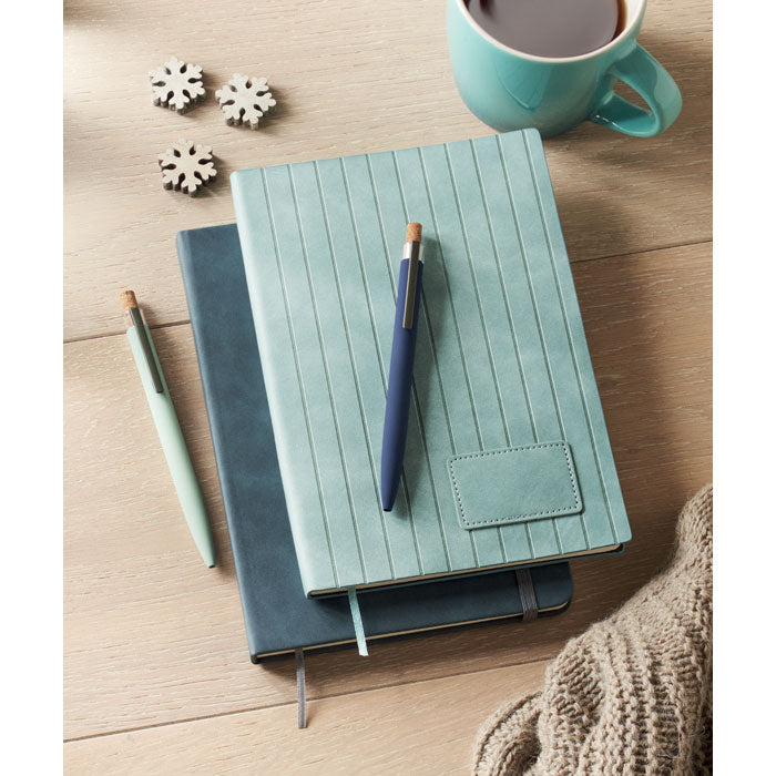 A5 notitieboek in smokey PU Tintray, sfeerfoto