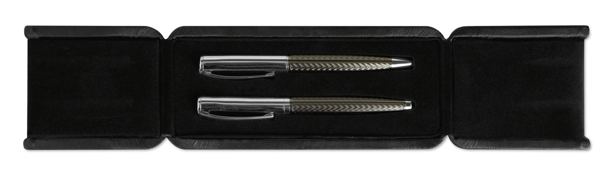 Pennenset Derrick in titanium