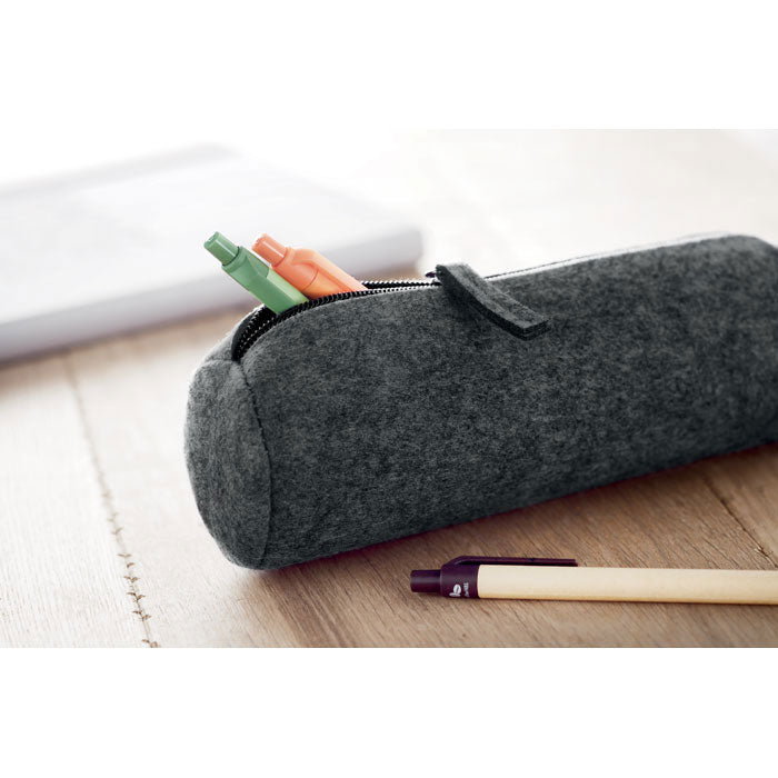 Vilten etui Penlo, sfeerfoto