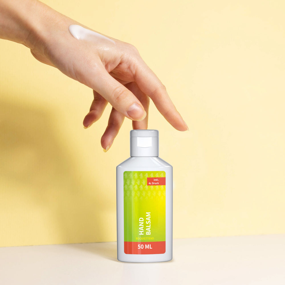 Sfeerbeeld van handbalsem goudsbloem-aloë vera in flacon van 50 ml