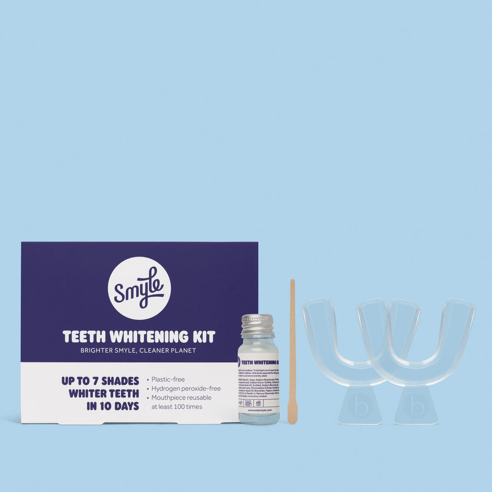 Smyle tandenbleekset met doos, gelflesje, mondstukken en applicator